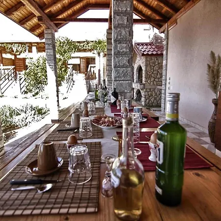 Large With Private Pool And Garden * Polaca