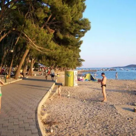 Large With Private Pool And Garden * Polaca